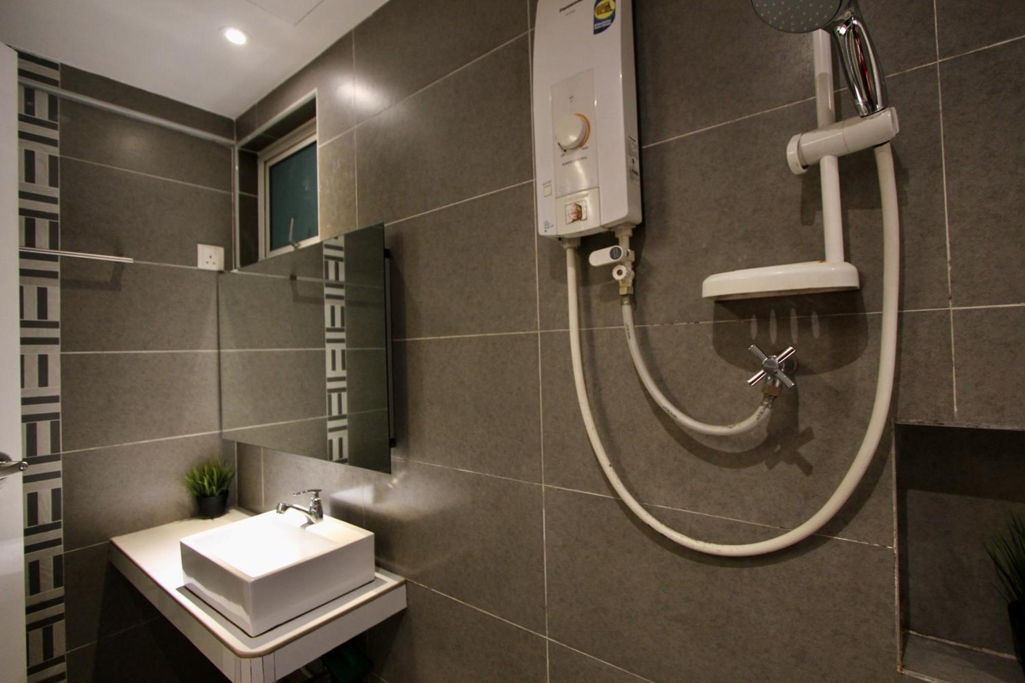 Apartment Lovage